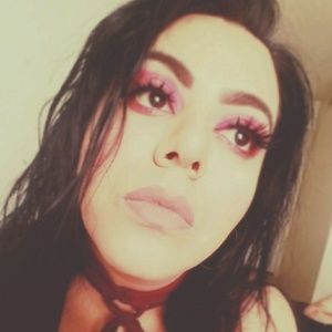 Meet your Posher, Karina